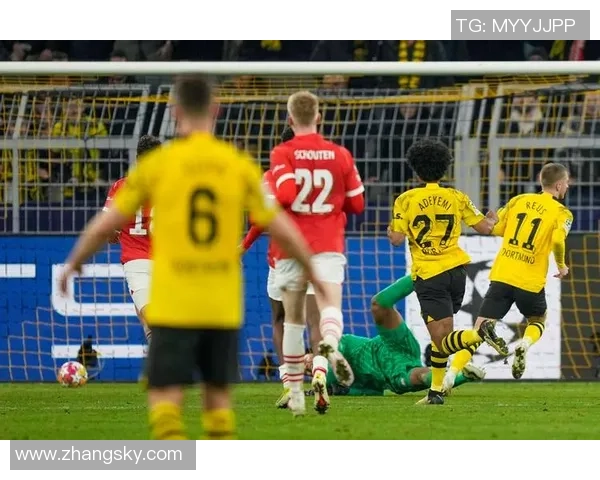 多特蒙德球迷暴力事件导致欧冠客场禁赛三场并罚款五十万欧元